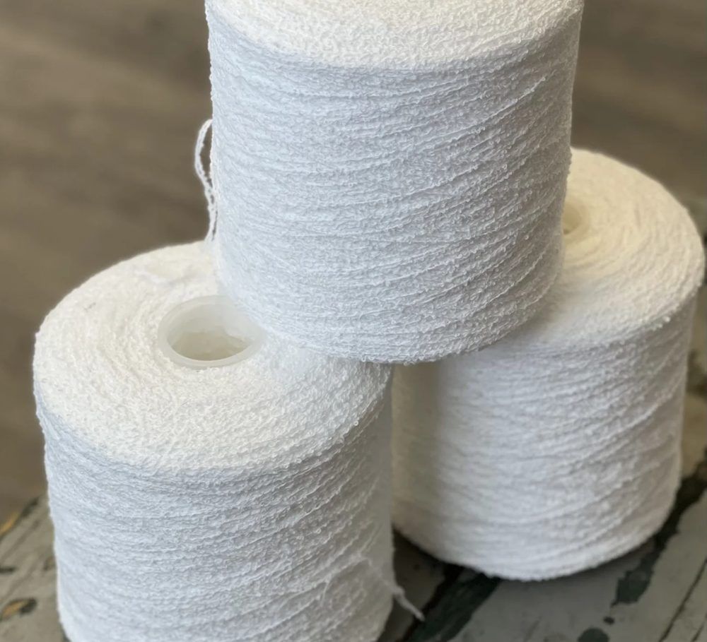 Cotton polyester yarn cones
